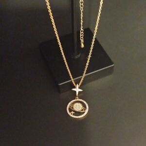 New Yaduda Saturn Dainty Planet Star Pendant Necklace Trendy New